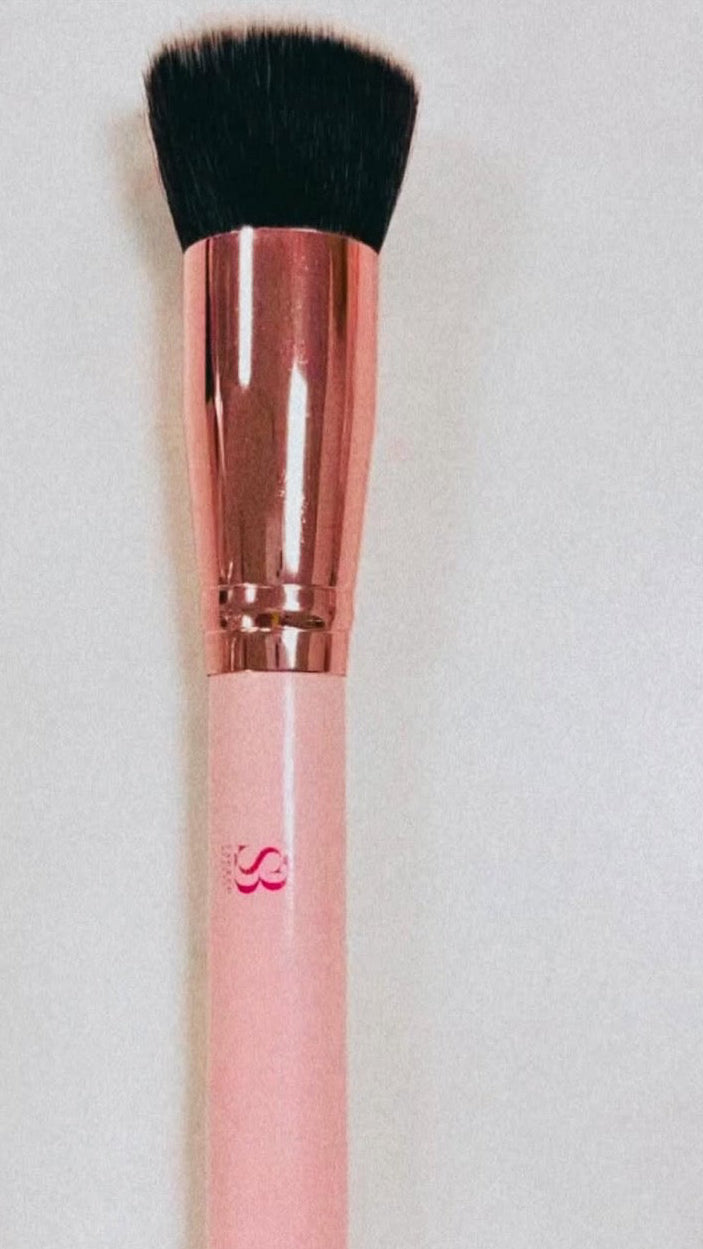 Makeup brush